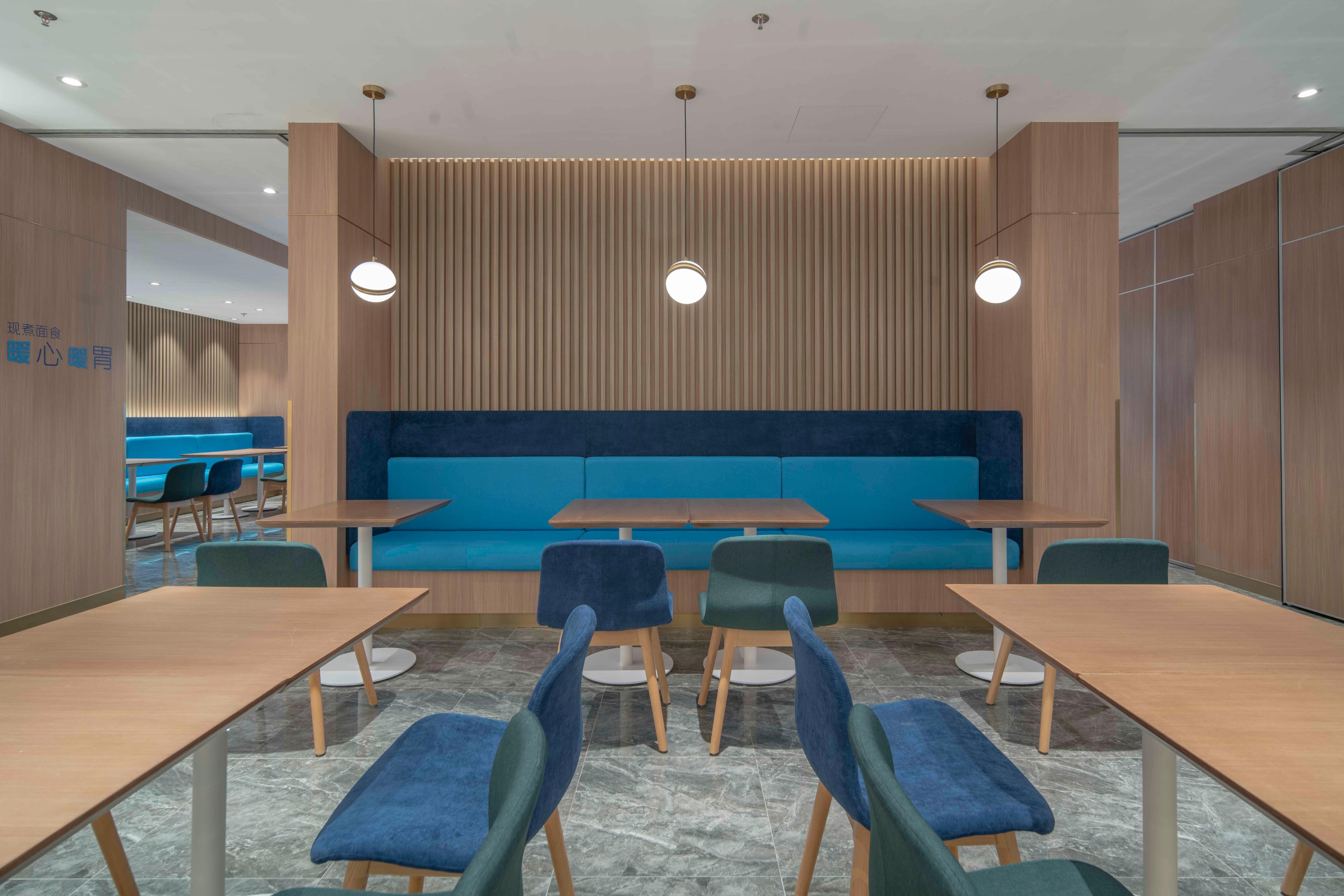 Express Jinqiao By Ihg