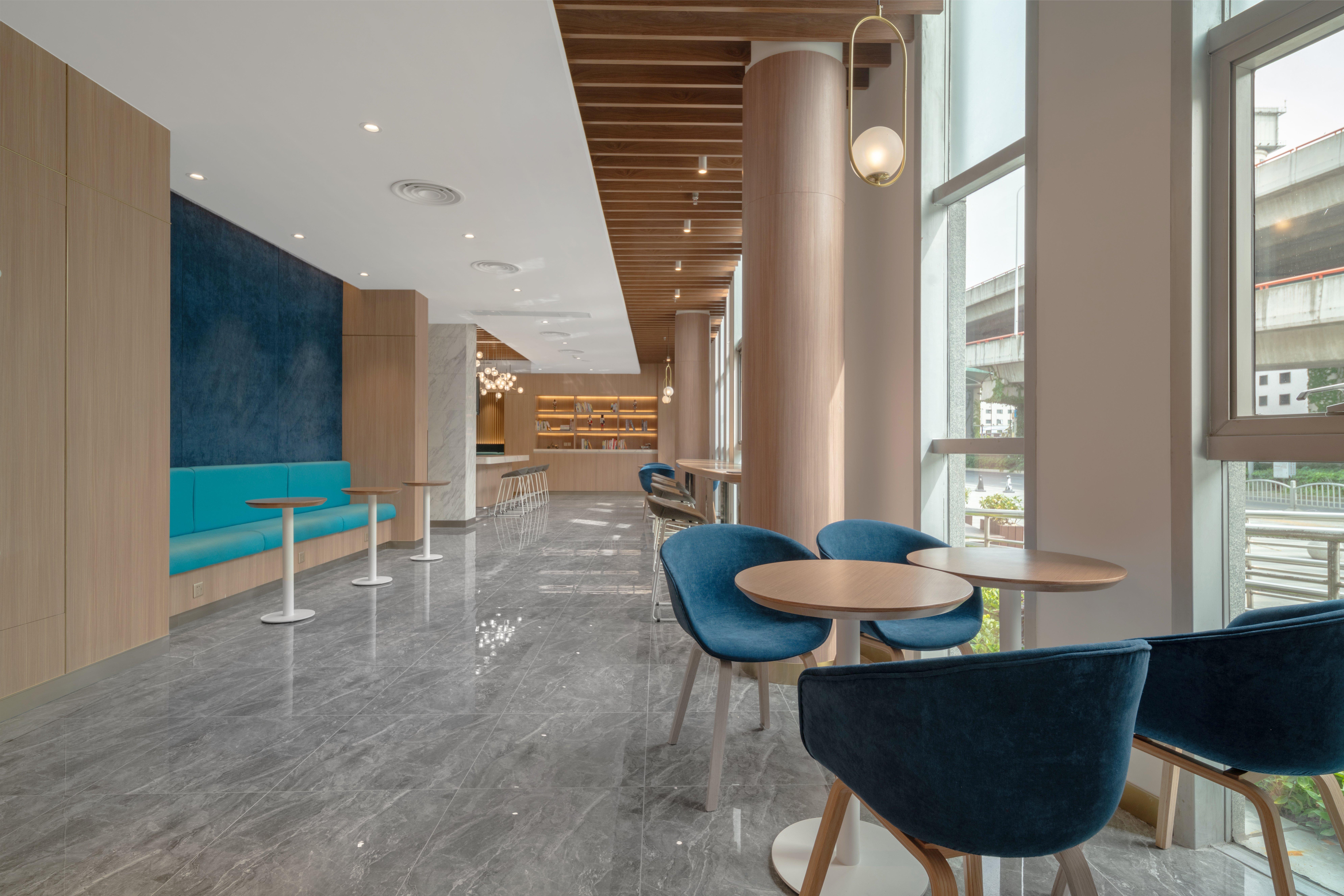 Express Jinqiao By Ihg Hotel